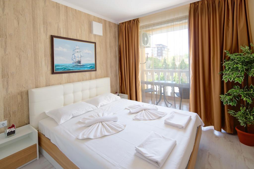 Villa Sardinia And Spa Sveti Vlas Εξωτερικό φωτογραφία