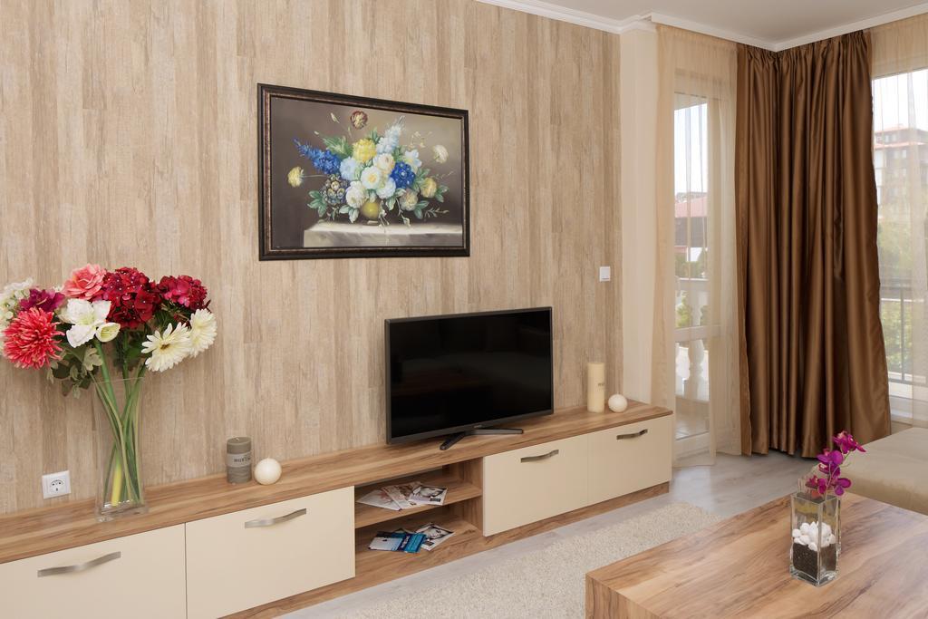 Villa Sardinia And Spa Sveti Vlas Εξωτερικό φωτογραφία